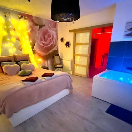 Cosy & Spa Appartement Luxe Jacuzzi Sauna Suite Cristal Aviñón Exterior foto