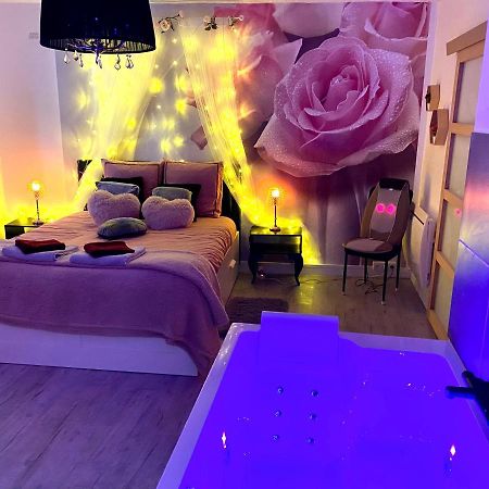 Cosy & Spa Appartement Luxe Jacuzzi Sauna Suite Cristal Aviñón Exterior foto